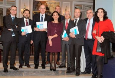 El IDIS entrega la certificacin de calidad QH eb categora 3 estrellas a los hospitales universitarios Sanitas La Zarzuela, Sanitas La Moraleja y Hospital Sanitas CIMA