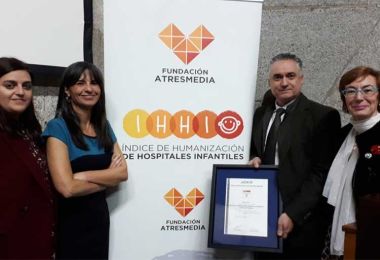 El Servicio de Pediatría ha sido reconocido por sus buenas prácticas en Humanización por la Fundación Atresmedia